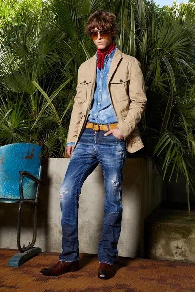 Look 26